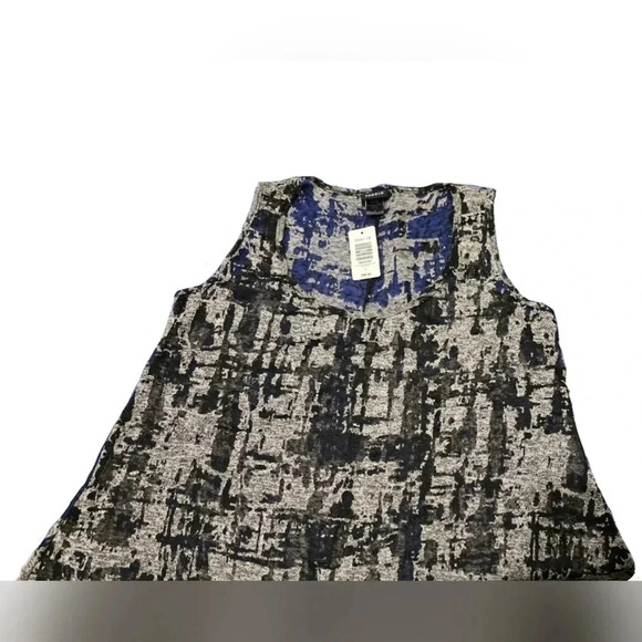 Torrid, Size 1X, Asymmetrical Gray Burnout Sleeveless Top - Picture 6 of 11